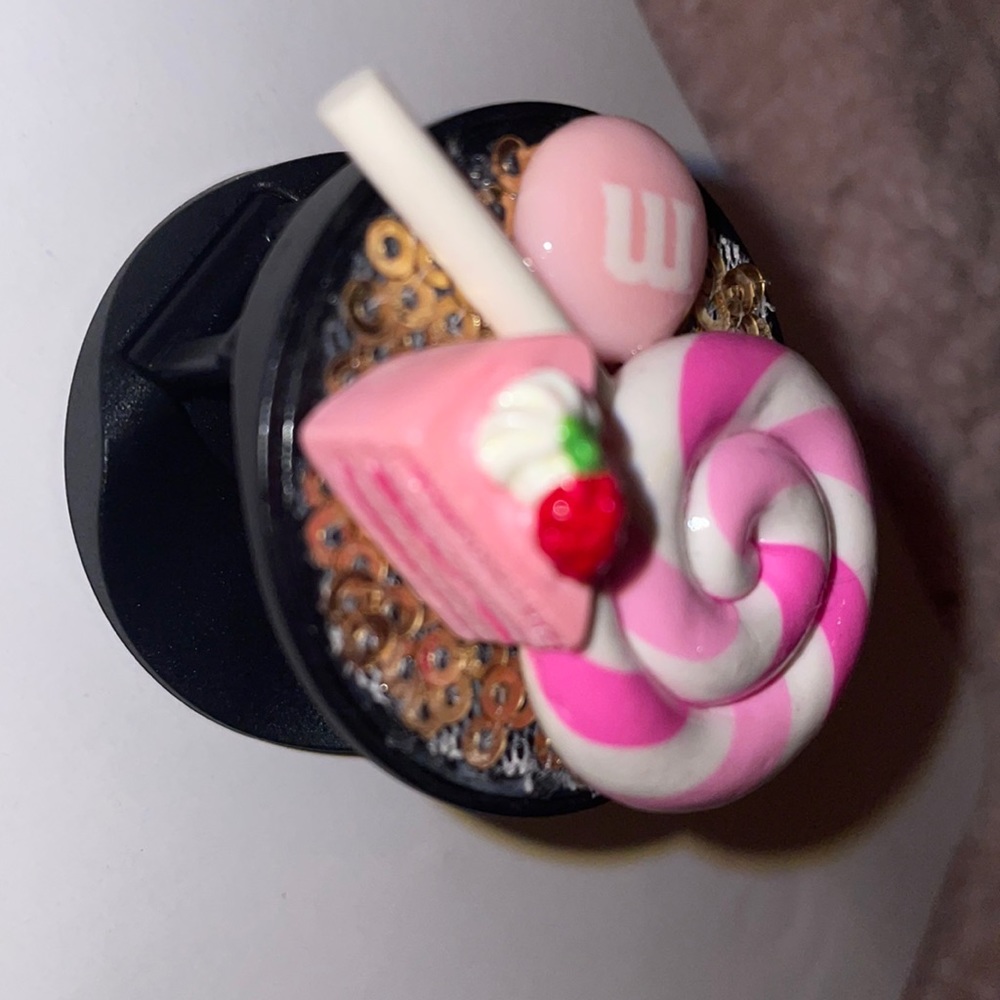 Pop socket 🍭 - Picture 3 of 4